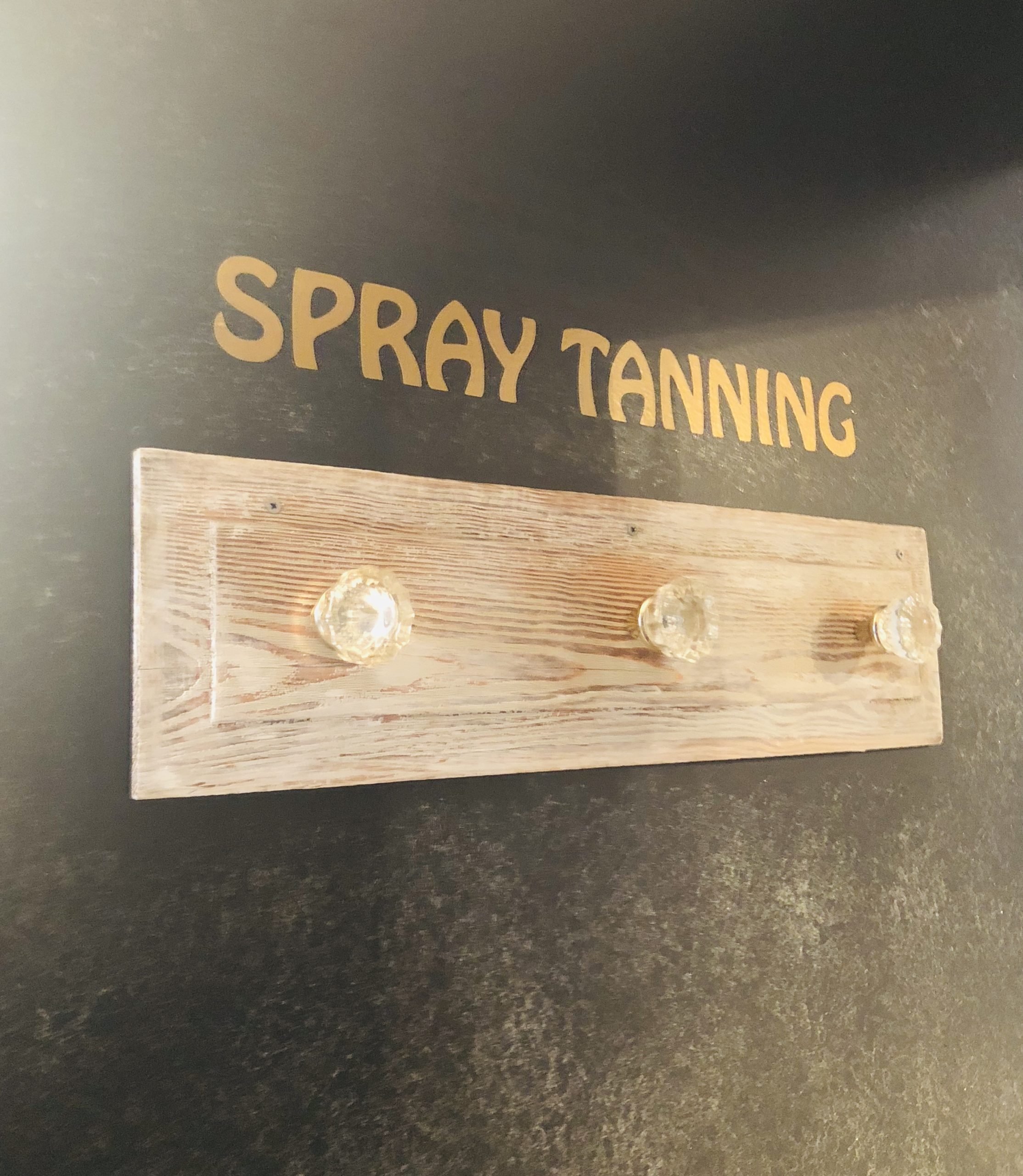 Downtown Raleigh Spray Tan Available at Salon Veritas - Spray Tanning