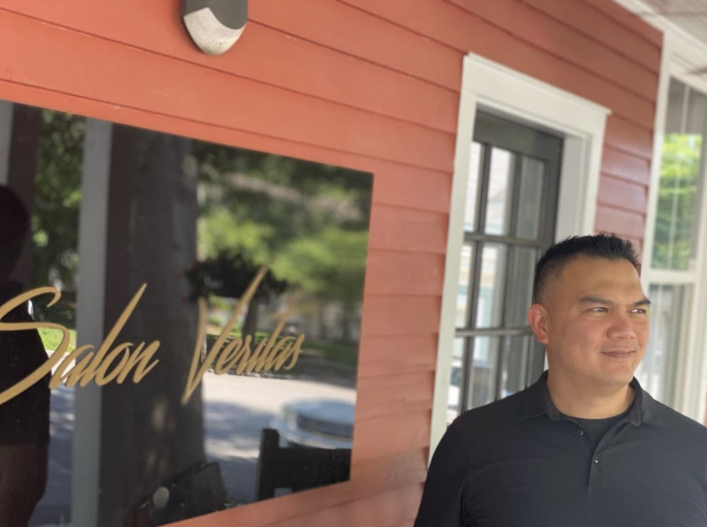 Men's Haircut Salon Veritas Sign